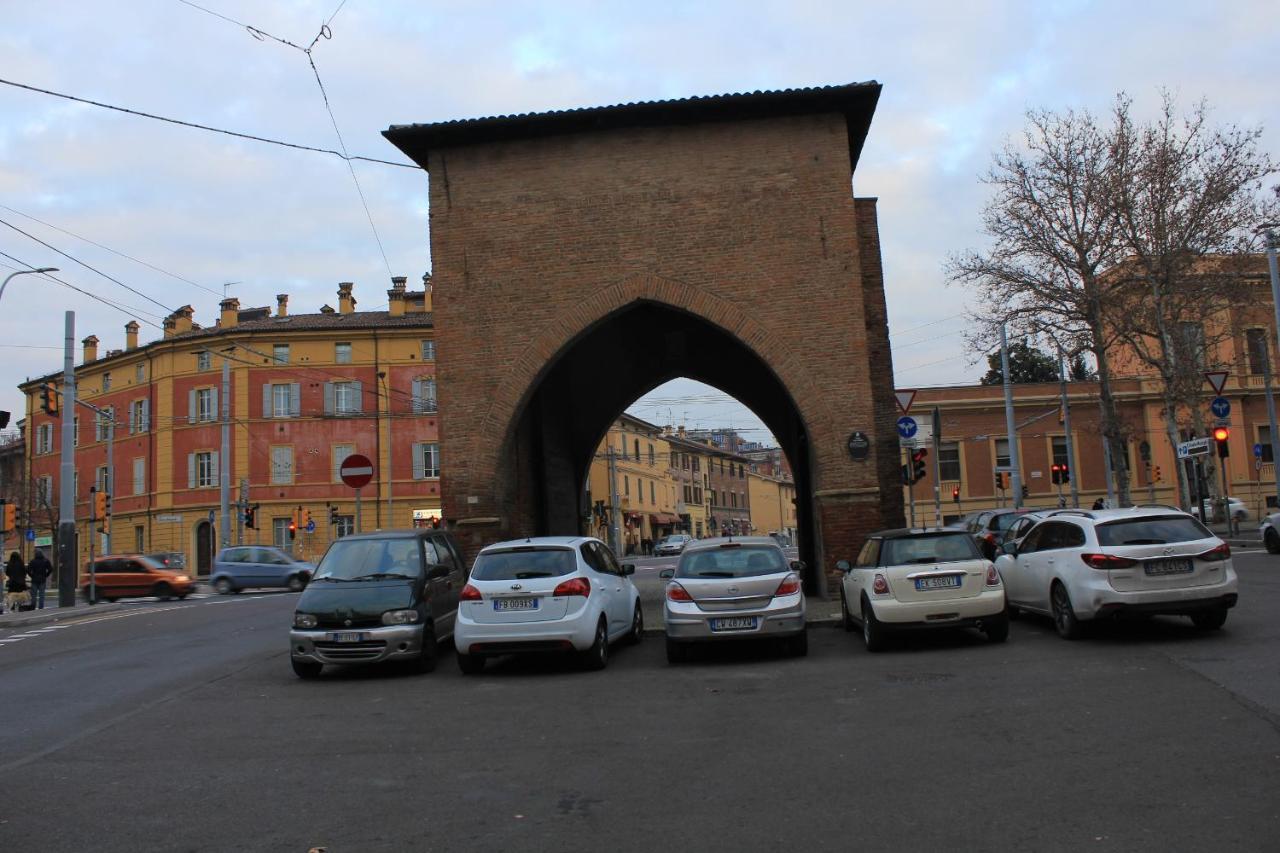 Affittacamere V Torre V Nigrisoli A Porta San Vitale Болонья Экстерьер фото